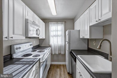 822 S Arlington Mill Dr unit 2203, Arlington, VA 22204 - photo 2