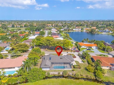 19640 W Saint Andrews Dr, Hialeah, FL 33015 - photo 3