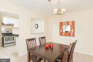 9804 Kingsbridge Dr unit 101C, Fairfax, VA 22031 - photo 6
