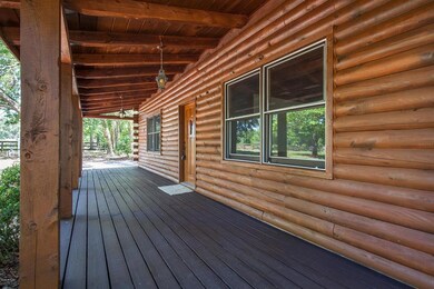 Beautiful Front Porch - Bring your Rocki