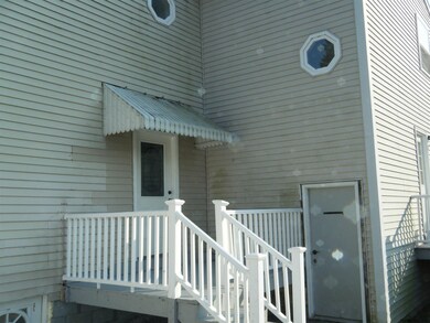 12 Oregon Ave, Rensselaer, NY 12144 - photo 4