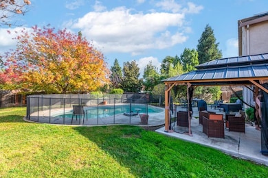 8432 Arrowroot Cir, Antelope, CA 95843 - photo 7