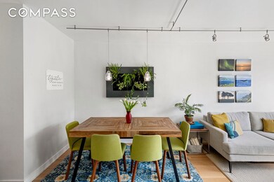 Lincoln Towers unit 28J, New York, NY 10023 - photo 4