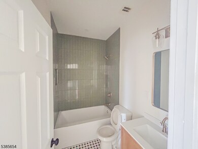 261 22nd St unit 1, Irvington, NJ 07111 - photo 6