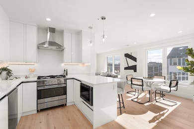 90 A St unit 2, Boston, MA 02127 - photo 4