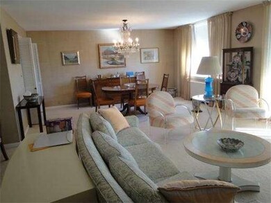 Imperial Towers unit 902, Chestnut Hill, MA 02467 - photo 3