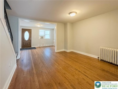 315 Brodhead St, Easton, PA 18042 - photo 3