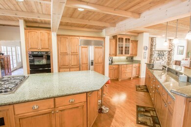 6 Kitchen (2)