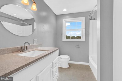 140 E King St, Dallastown, PA 17313 - photo 6