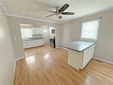 520 W Lincoln St, Westfield, IL 62474 - photo 4