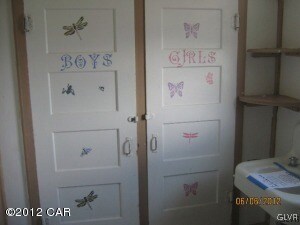 214 W Green St, West Hazleton, PA 18202 - photo 5