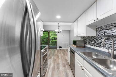 11645 Stoneview Square unit 11C, Reston, VA 20191 - photo 6