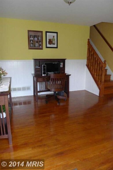 1813 Wildwood Ave, Parkville, MD 21234 - photo 3