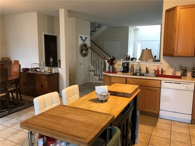 5223 Spring Ridge Dr E, Macungie, PA 18062 - photo 3