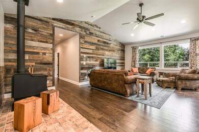 20940 Vail Run Ct, Bend, OR 97702 - photo 3