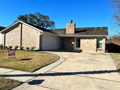 9523 Garden Bridge St, Houston, TX 77075 - photo 2
