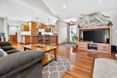 W7628 Center Valley Rd, Shiocton, WI 54170 - photo 7