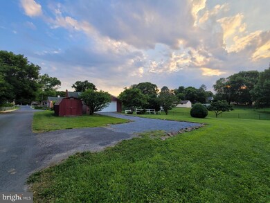 10688 Scaggsville Rd, Laurel, MD 20723 - photo 6