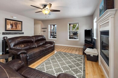 325 10th St E, Kalispell, MT 59901 - photo 4