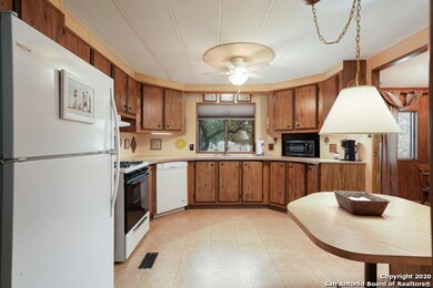 11760 Sunset Ranch, Helotes, TX 78023 - photo 4