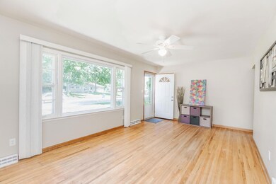 3413 Carlton Dr, Cedar Falls, IA 50613 - photo 4