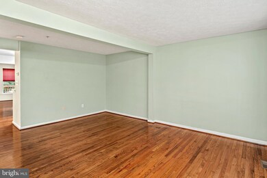 2707 Piscataway Run Dr, Odenton, MD 21113 - photo 2