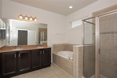 15634 Starling Water Dr, Lithia, FL 33547 - photo 3