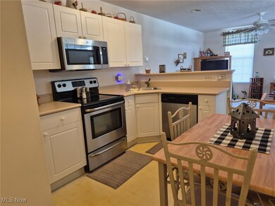 400 Oxford Oak Dr, Columbus, OH 43004 - photo 5