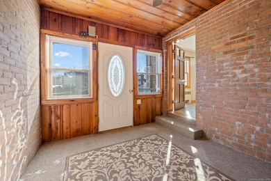 16 Vincent Ave, New Britain, CT 06053 - photo 3