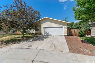 11 Kate Peak Ct, Dayton, NV 89403 - photo 4
