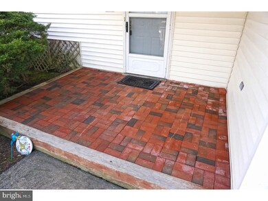 11 Bristlecone Ct, Newark, DE 19702 - photo 2