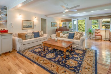 25  & 27 Lexington Ave, Oak Bluffs, MA 02557 - photo 4