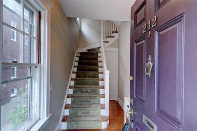 37 Clarendon Ave unit 2, Providence, RI 02906 - photo 4