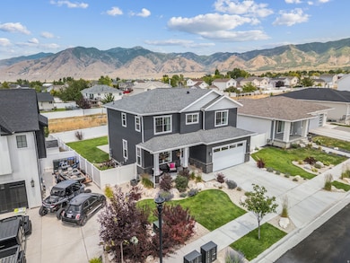 579 E Kings Landing, Tooele, UT 84074 - photo 4