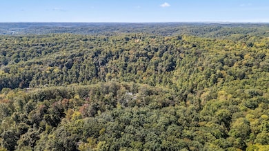 12089 Cantwell Cliffs Rd, Rockbridge, OH 43149 - photo 2