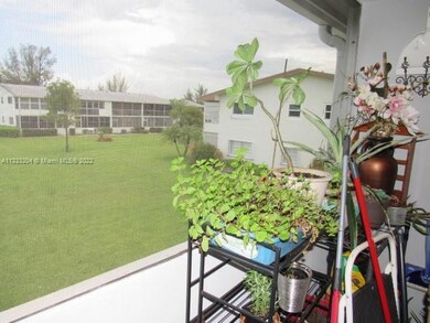 218 Windsor J unit J, West Palm Beach, FL 33417 - photo 5