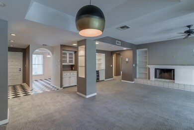 Spacious Great Room