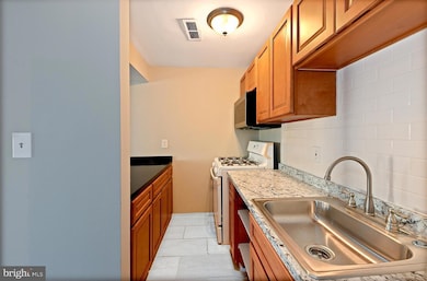 1436 W Baltimore St unit 2, Baltimore, MD 21223 - photo 5