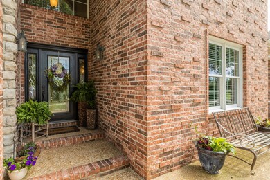 962 Eastwind Ct, Nixa, MO 65714 - photo 2