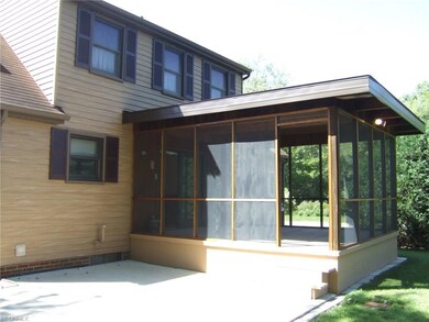 Screened Porch!  Great for Entertaining!!