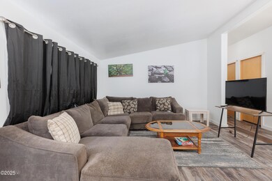 1578 NW Spruce St, Toledo, OR 97391 - photo 2