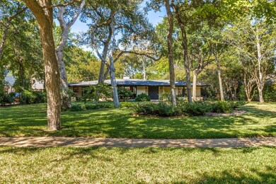 8231 Forest Hills Blvd, Dallas, TX 75218 - photo 5