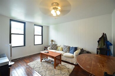 2nd floor Living Room
