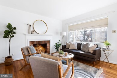 10611 Lexington St, Kensington, MD 20895 - photo 3