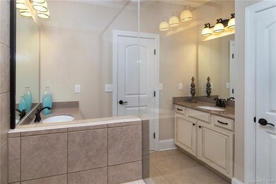 22362 Market St unit 18, Cornelius, NC 28031 - photo 7