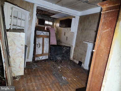 1504 N Spring St, Baltimore, MD 21213 - photo 4