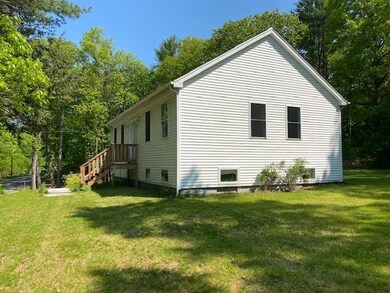 44 Mammoth Rd, Londonderry, NH 03053 - photo 7