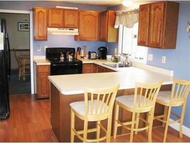 94 Weathervane Dr, Leominster, MA 01453 - photo 4