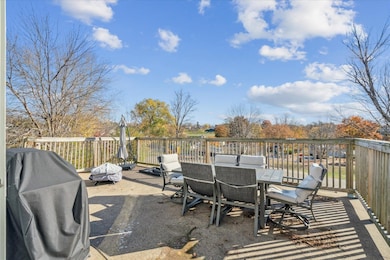 44 S Algona St, Dubuque, IA 52001 - photo 7