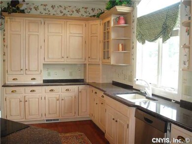 Kitchen Great granite, great finish!